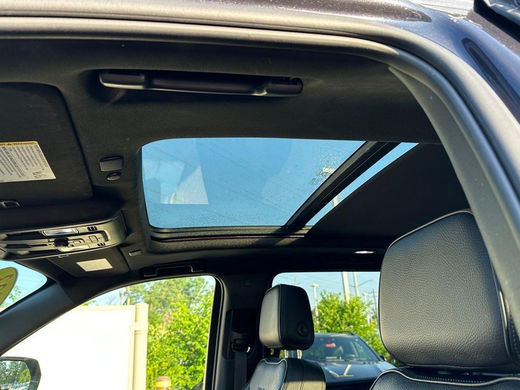 used 2023 GMC Yukon XL car, priced at $57,986