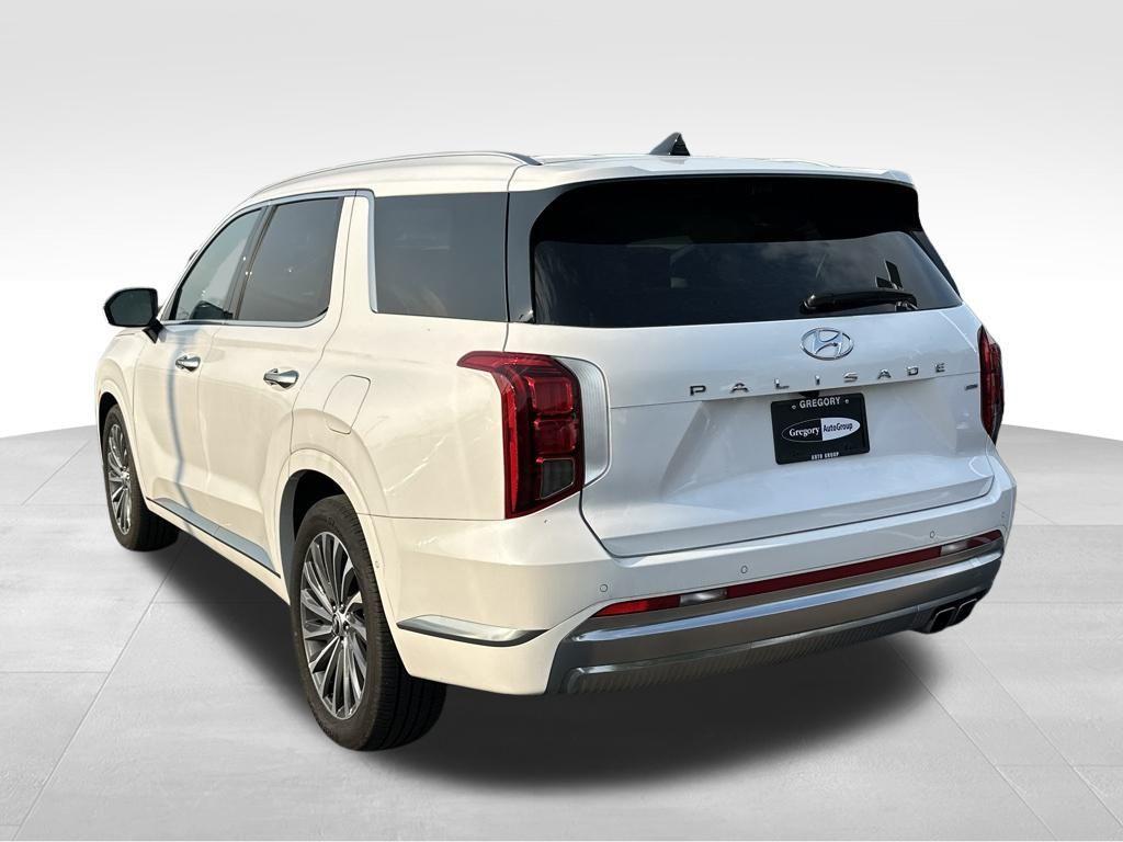 used 2024 Hyundai Palisade car, priced at $38,871