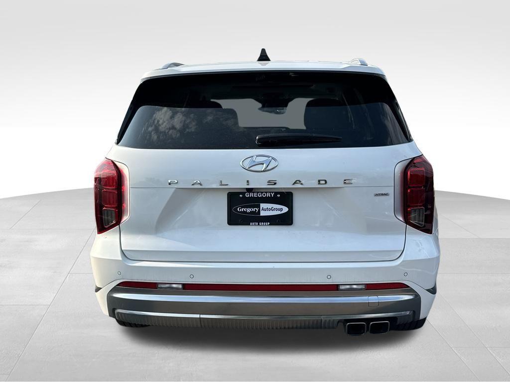 used 2024 Hyundai Palisade car, priced at $38,871