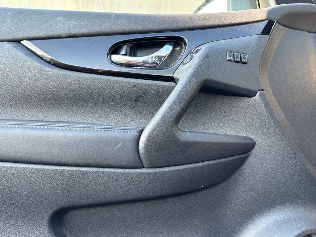 used 2021 Nissan Rogue Sport car, priced at $19,454