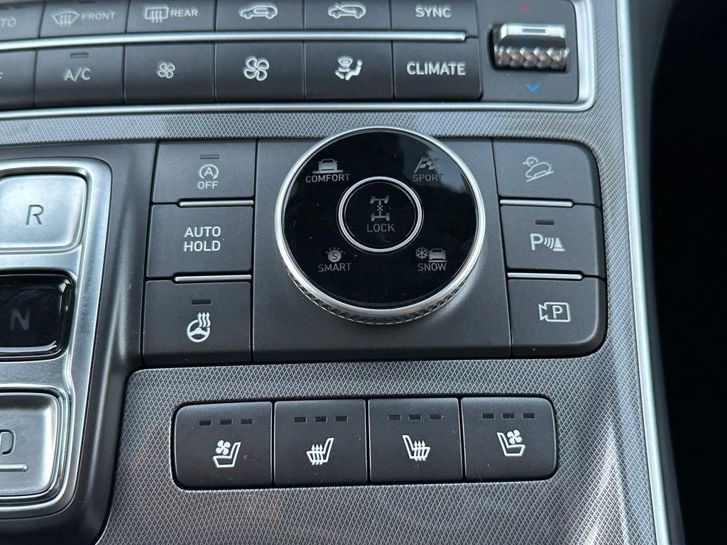 used 2023 Hyundai Santa Fe car, priced at $32,405