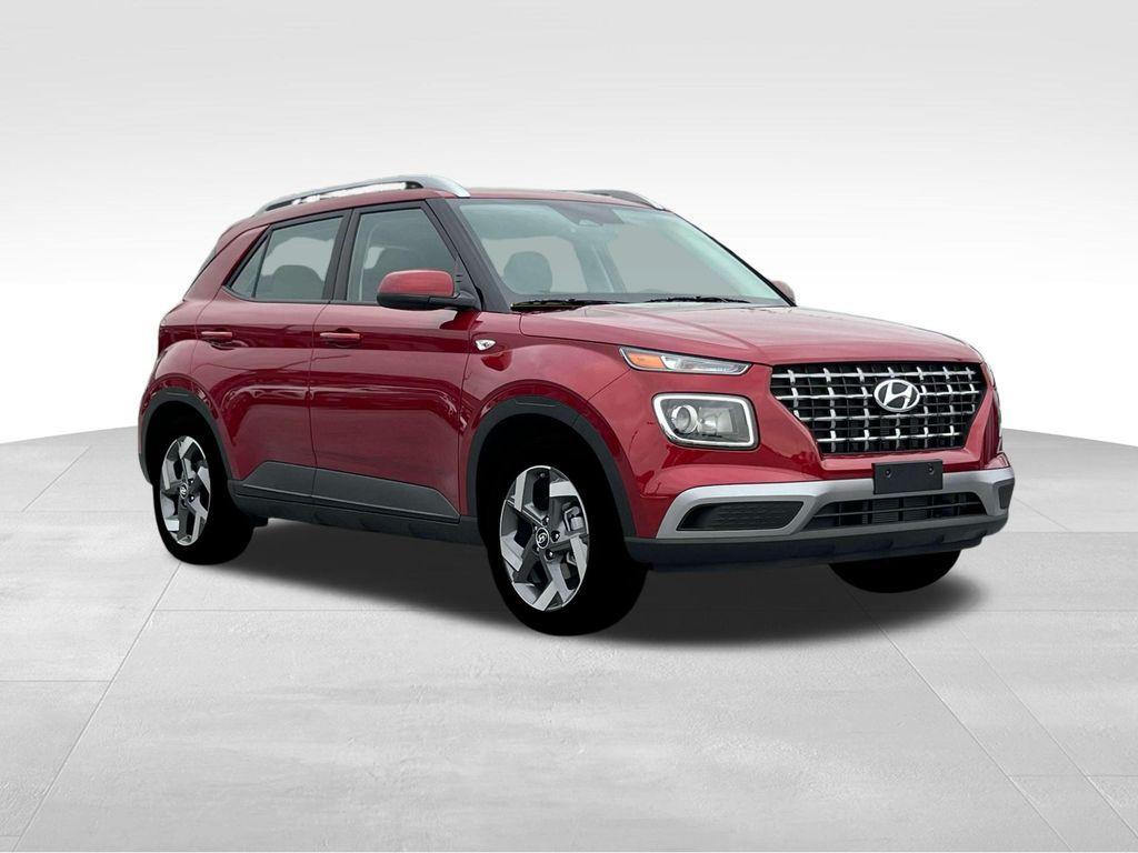used 2025 Hyundai Venue car, priced at $24,082
