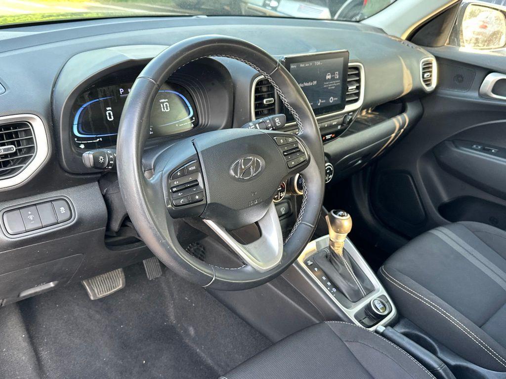 used 2024 Hyundai Venue car, priced at $16,977