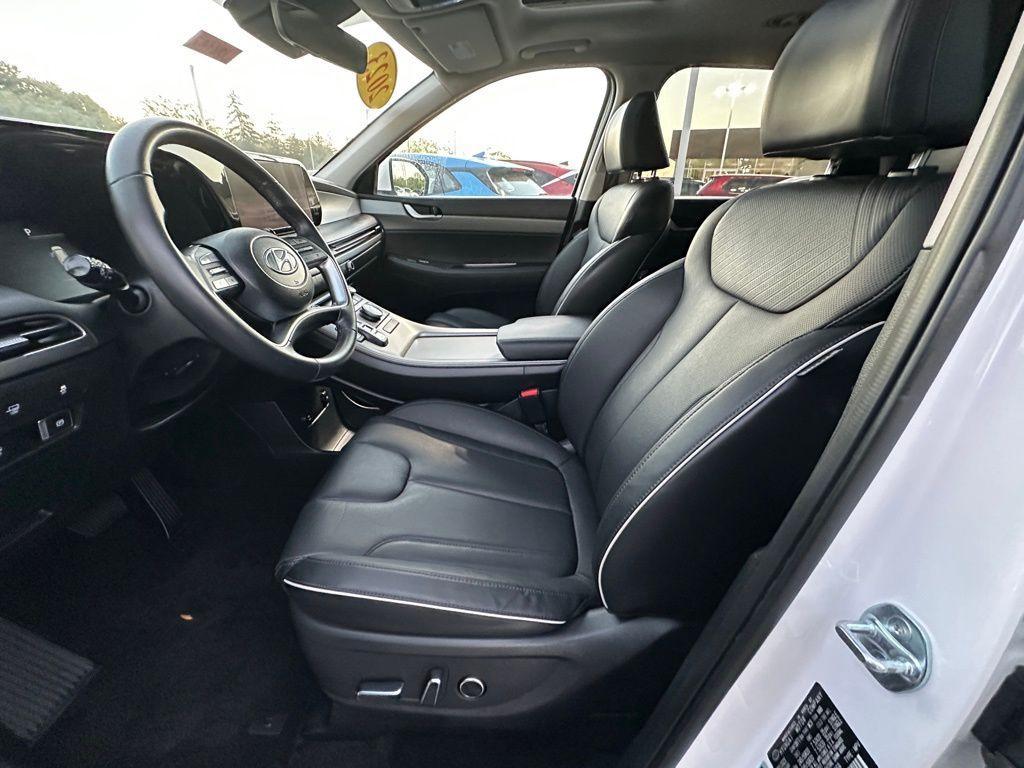 used 2023 Hyundai Palisade car, priced at $32,954
