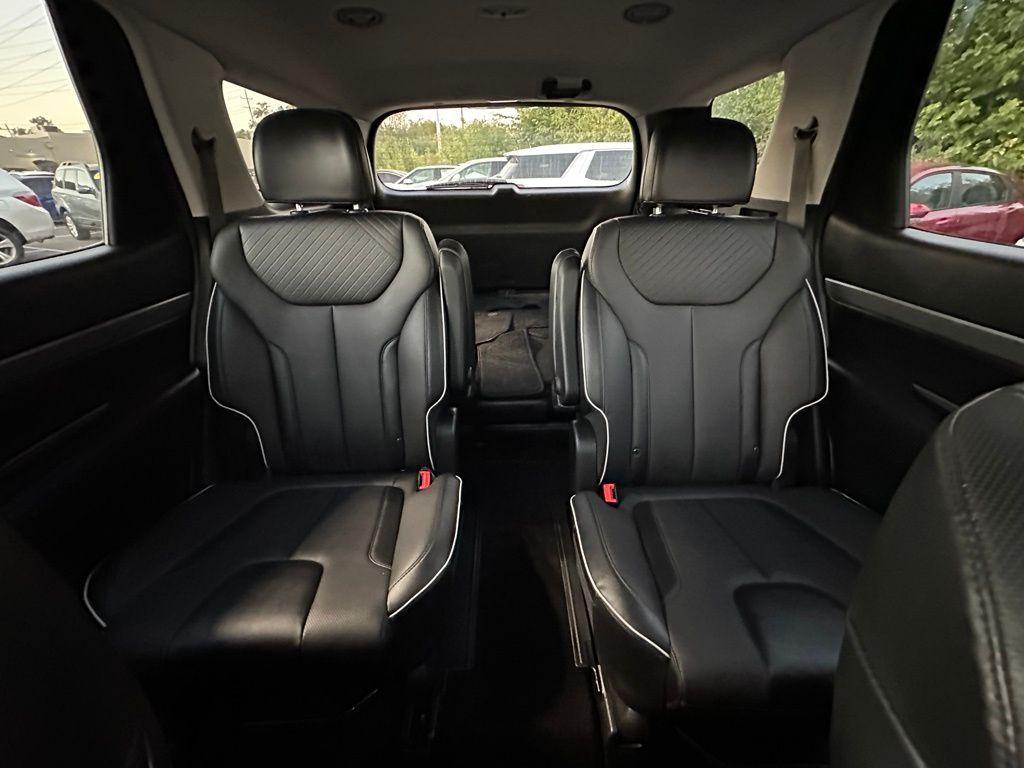 used 2023 Hyundai Palisade car, priced at $32,954