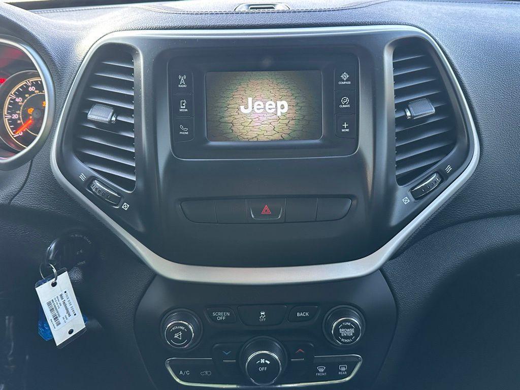 used 2014 Jeep Cherokee car, priced at $8,917