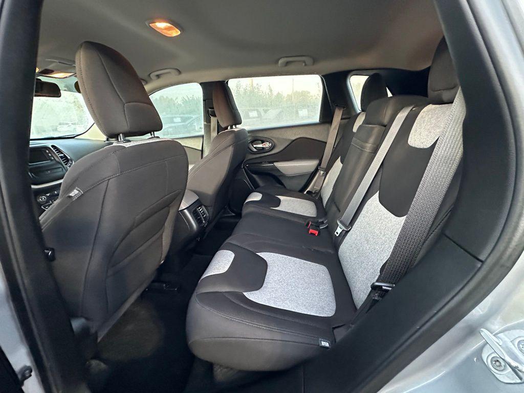 used 2014 Jeep Cherokee car, priced at $8,917