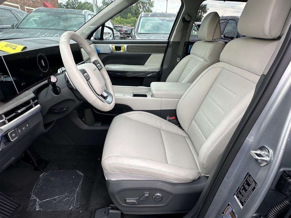 new 2024 Hyundai Santa Fe HEV car, priced at $46,763