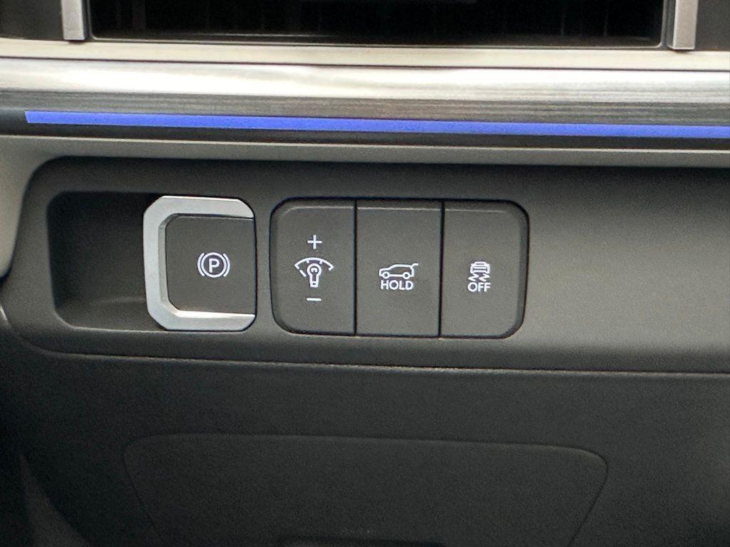 used 2025 Hyundai Santa Fe car, priced at $44,394