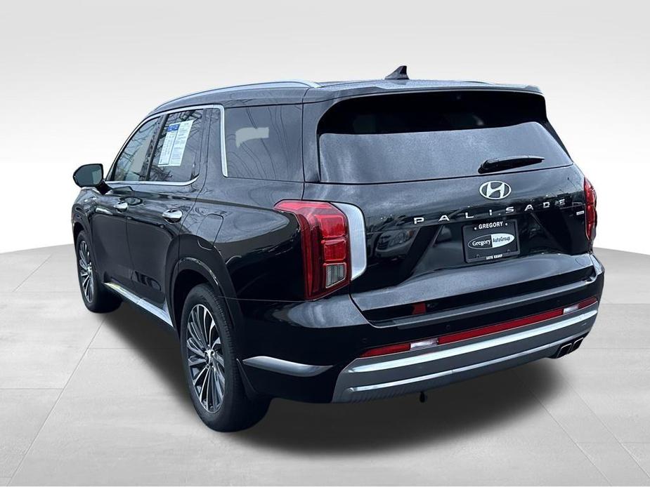 used 2024 Hyundai Palisade car, priced at $45,499