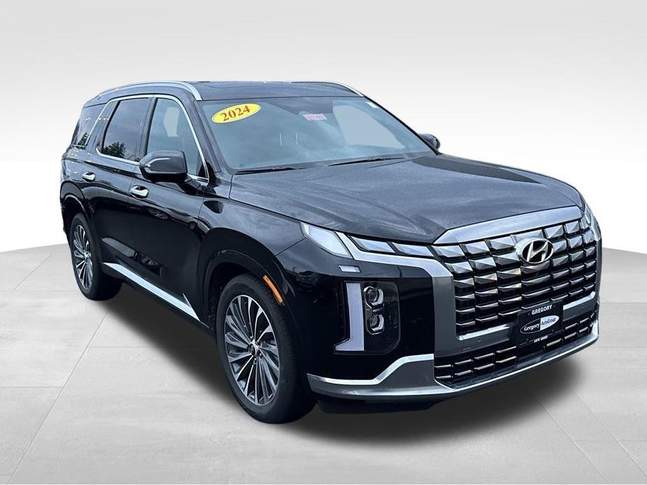 used 2024 Hyundai Palisade car, priced at $45,499