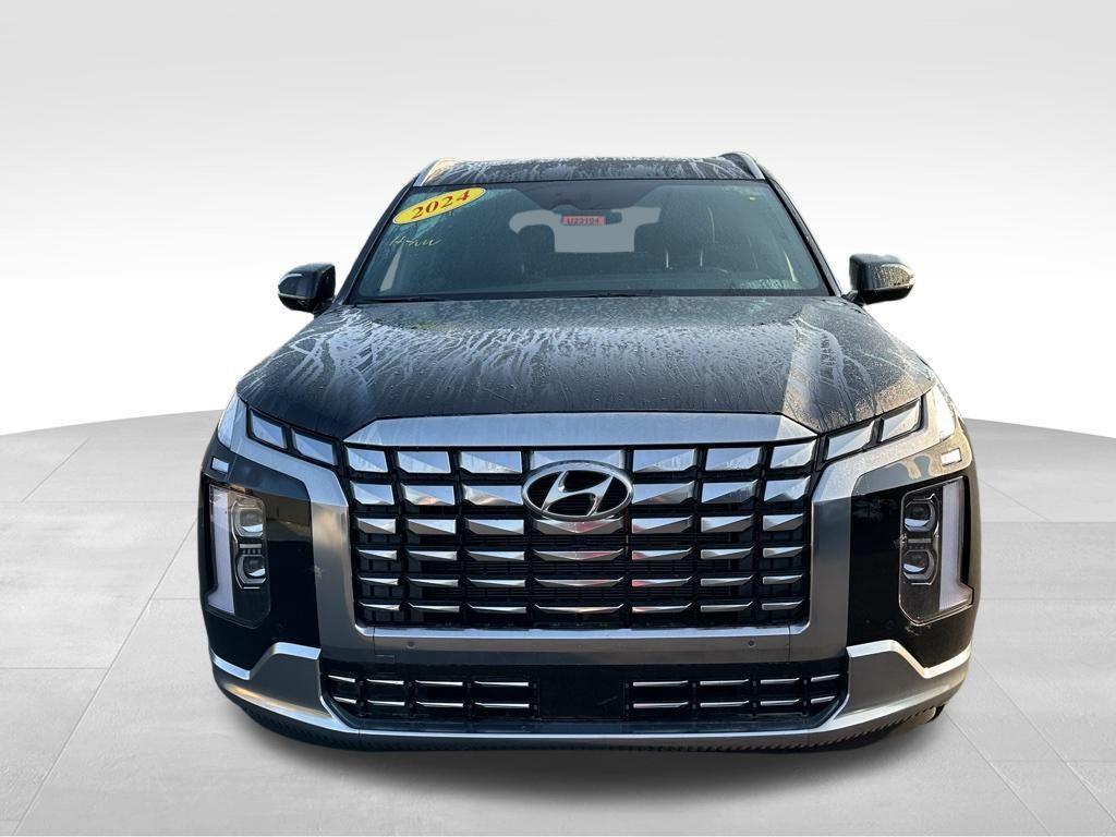 used 2024 Hyundai Palisade car, priced at $42,951