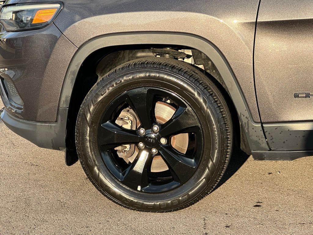 used 2020 Jeep Cherokee car, priced at $21,259