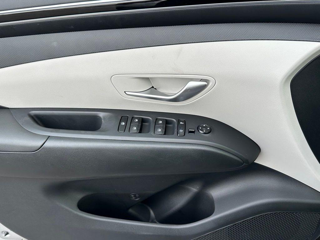 used 2024 Hyundai TUCSON Hybrid car, priced at $26,438
