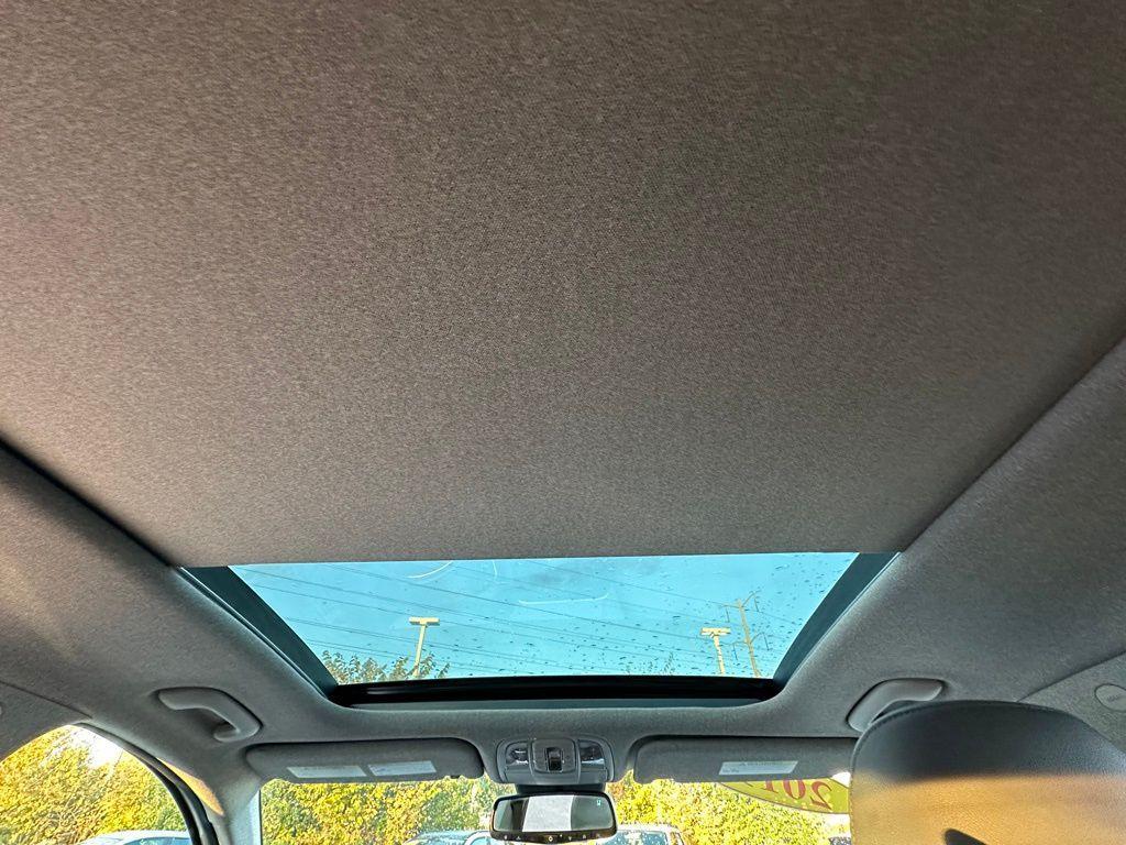 used 2019 Hyundai Santa Fe car, priced at $15,495