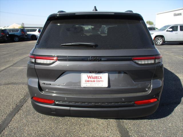 new 2025 Jeep Grand Cherokee car, priced at $42,299