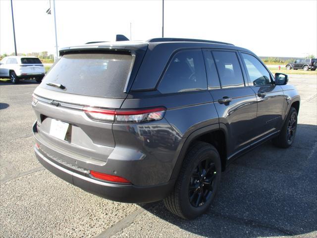 new 2025 Jeep Grand Cherokee car, priced at $42,299