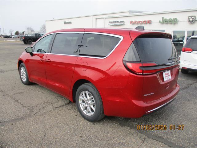 new 2025 Chrysler Pacifica car, priced at $39,933