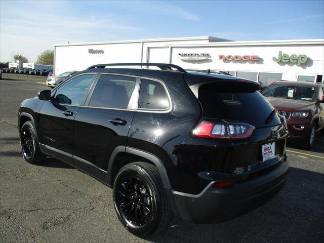 used 2023 Jeep Cherokee car, priced at $24,999