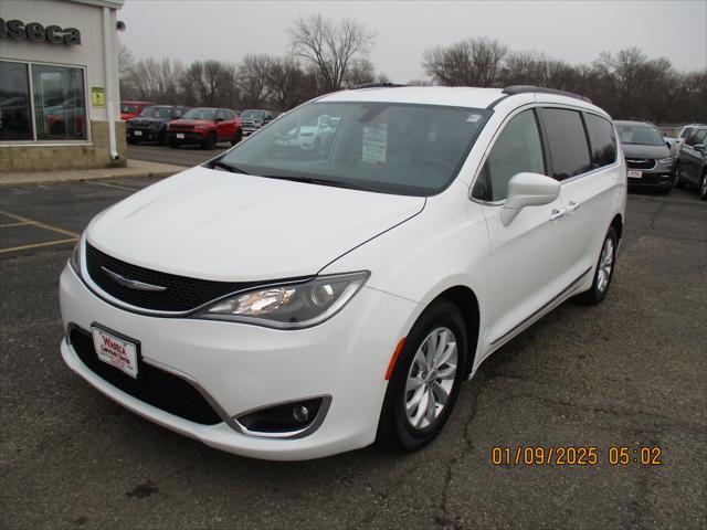 used 2017 Chrysler Pacifica car, priced at $17,999