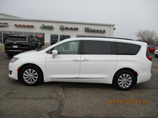 used 2017 Chrysler Pacifica car, priced at $17,999