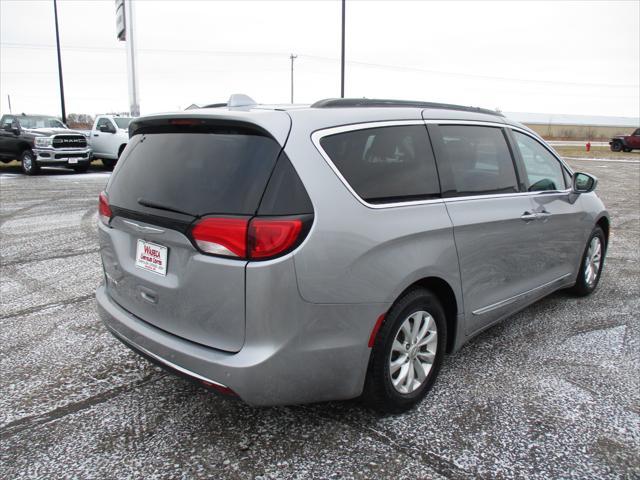 used 2017 Chrysler Pacifica car, priced at $9,499