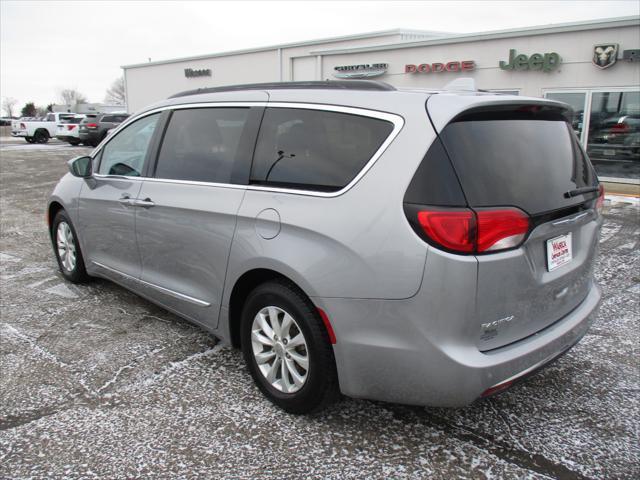 used 2017 Chrysler Pacifica car, priced at $9,499