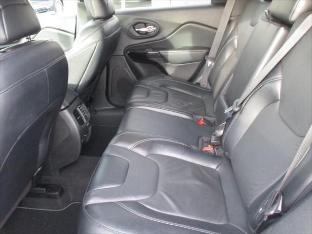 used 2023 Jeep Cherokee car, priced at $24,399