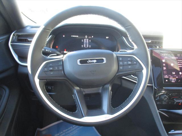 new 2025 Jeep Grand Cherokee car, priced at $41,744