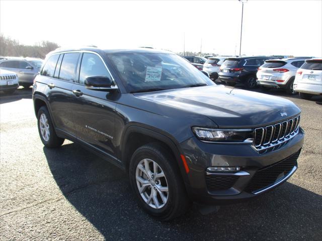 used 2022 Jeep Grand Cherokee car, priced at $33,499