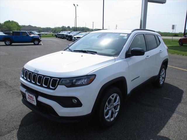 new 2024 Jeep Compass car, priced at $29,555