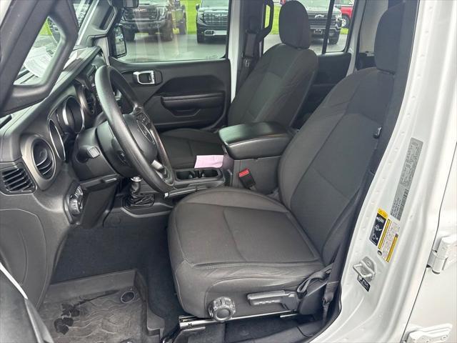 used 2022 Jeep Gladiator car, priced at $32,785