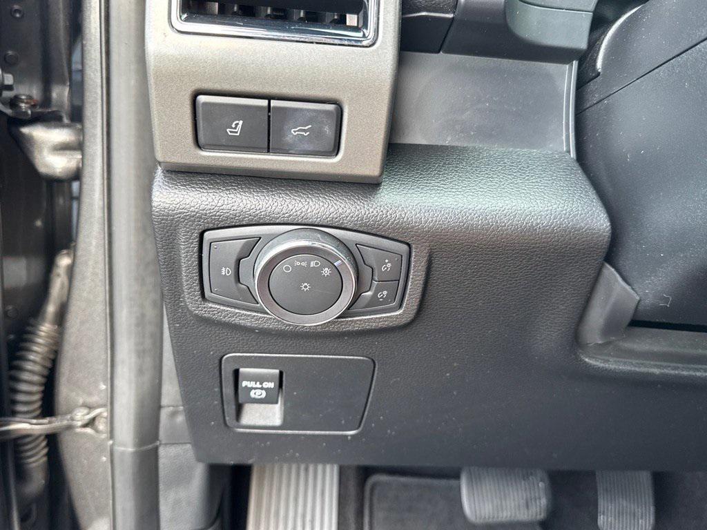 used 2020 Ford Expedition Max car, priced at $28,819