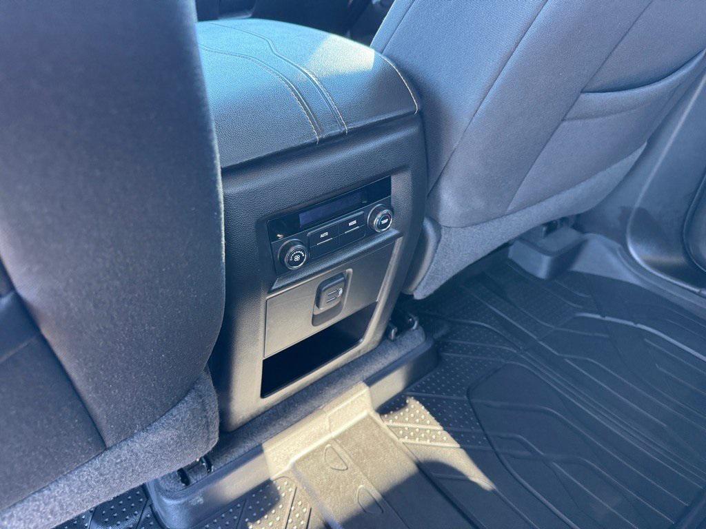 used 2021 Chevrolet Traverse car, priced at $23,933