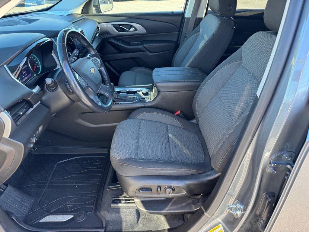 used 2021 Chevrolet Traverse car, priced at $23,933