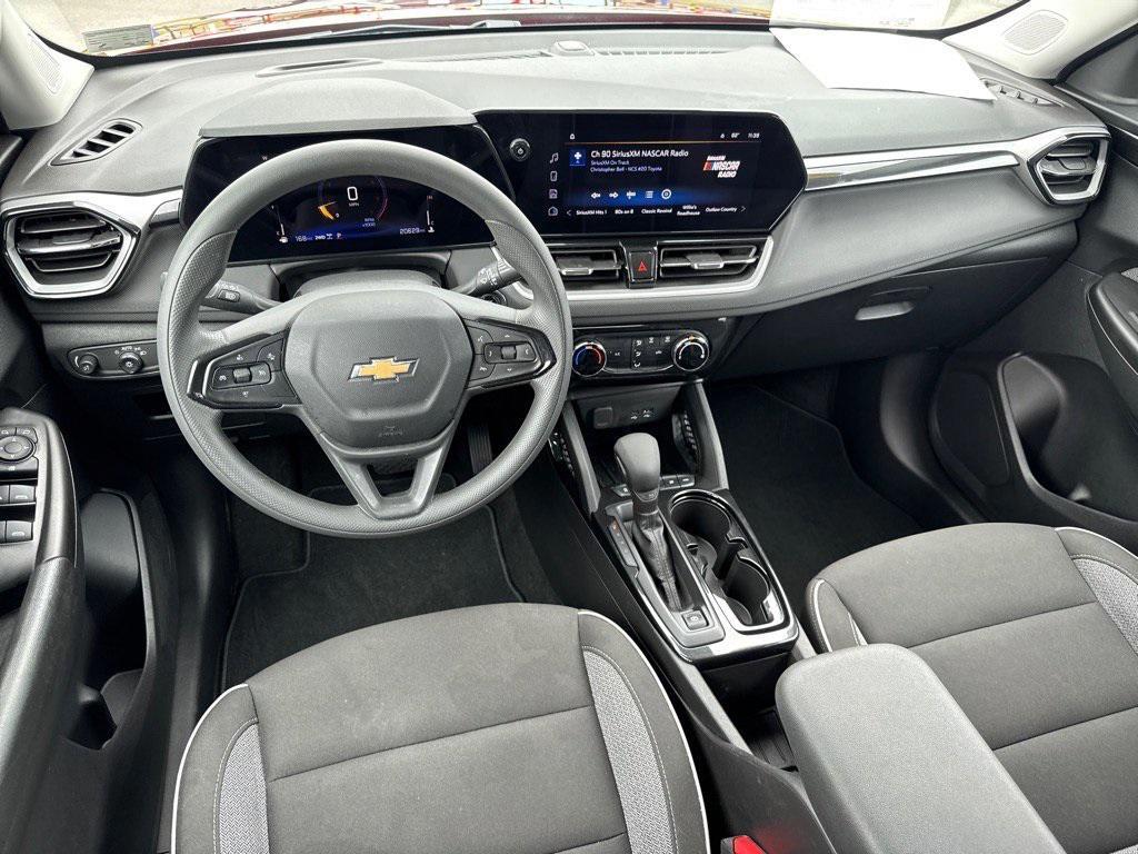 used 2024 Chevrolet TrailBlazer car, priced at $24,534