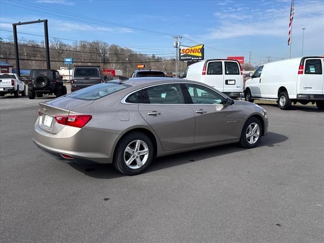 used 2022 Chevrolet Malibu car, priced at $20,550