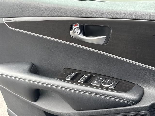 used 2020 Kia Sorento car, priced at $16,961