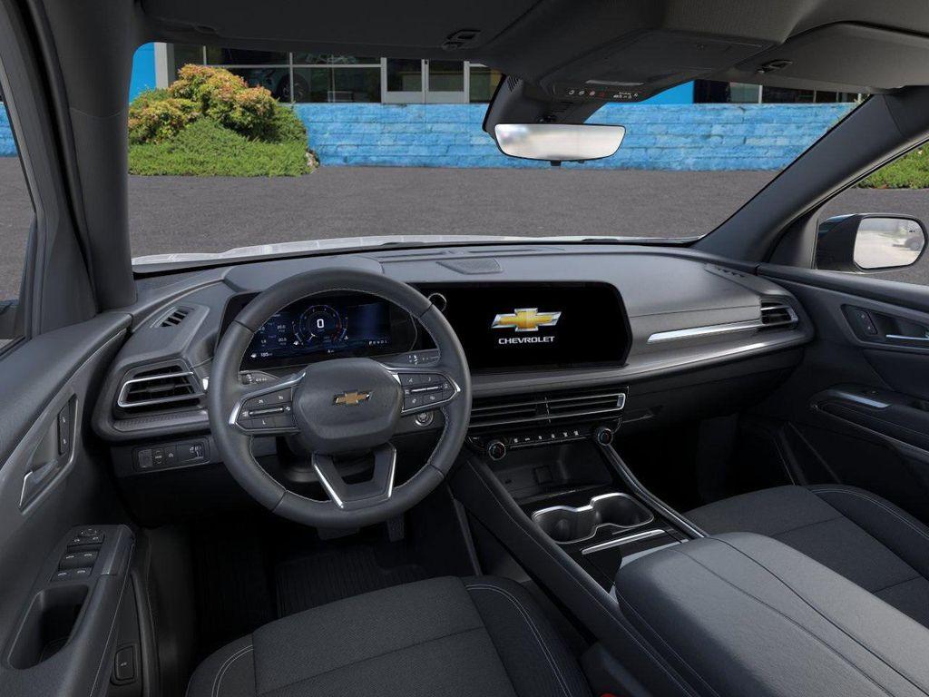 new 2026 Chevrolet Traverse car, priced at $44,640