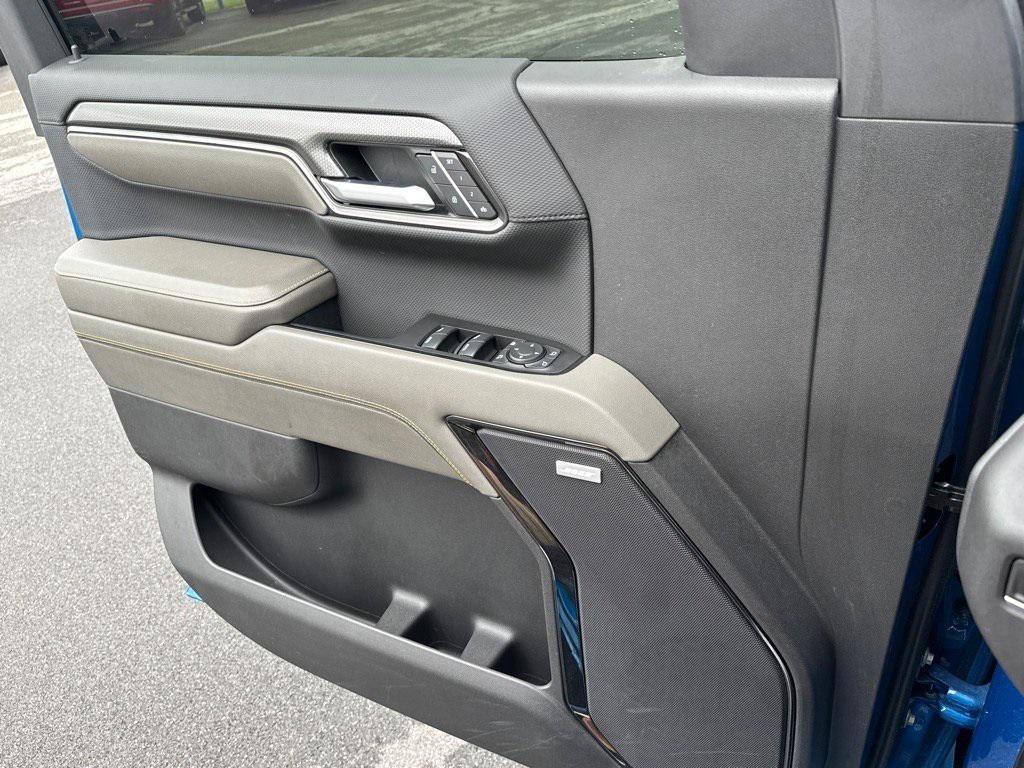 used 2022 Chevrolet Silverado 1500 car, priced at $52,631