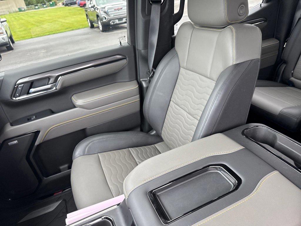used 2022 Chevrolet Silverado 1500 car, priced at $52,631