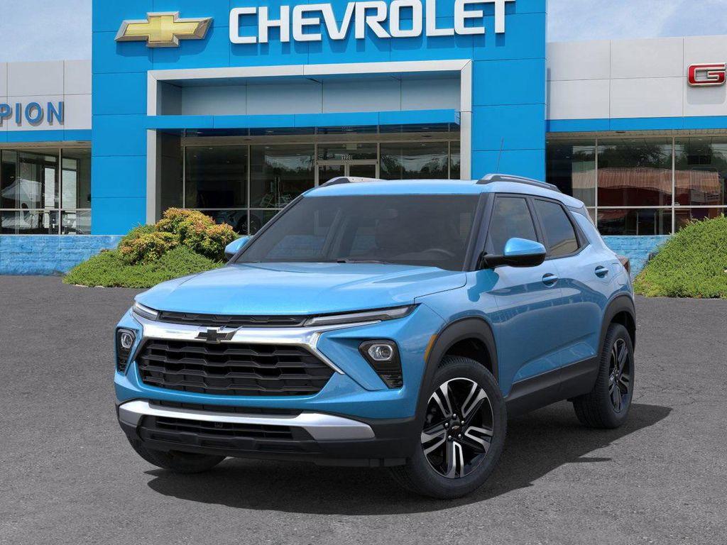 new 2025 Chevrolet TrailBlazer car, priced at $30,250