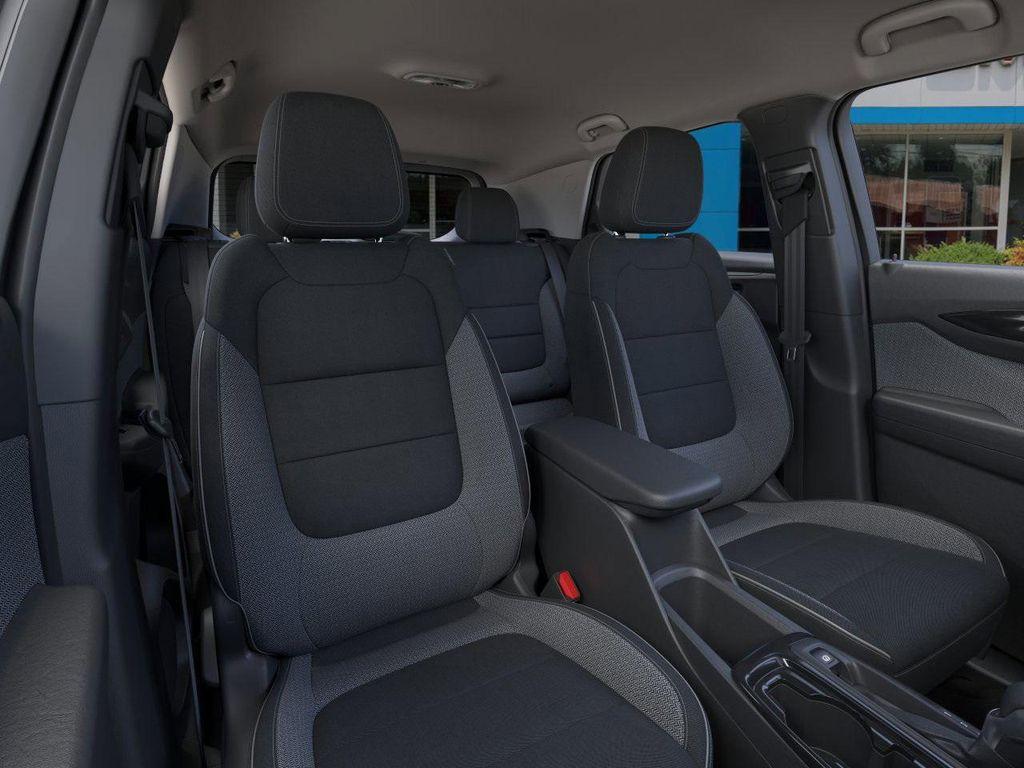 new 2025 Chevrolet TrailBlazer car, priced at $30,250