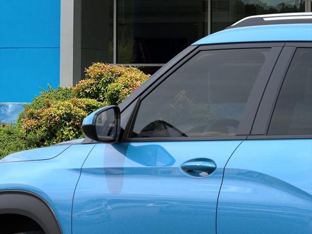 new 2025 Chevrolet TrailBlazer car, priced at $30,250