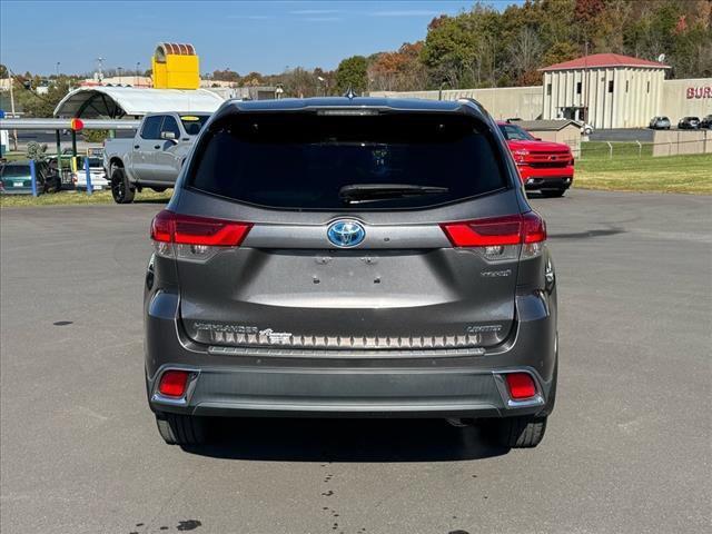 used 2018 Toyota Highlander Hybrid car, priced at $26,950