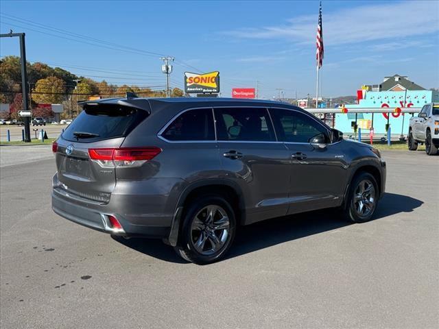 used 2018 Toyota Highlander Hybrid car, priced at $26,950