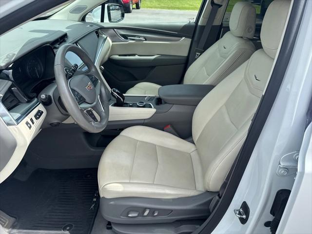 used 2023 Cadillac XT5 car, priced at $36,831