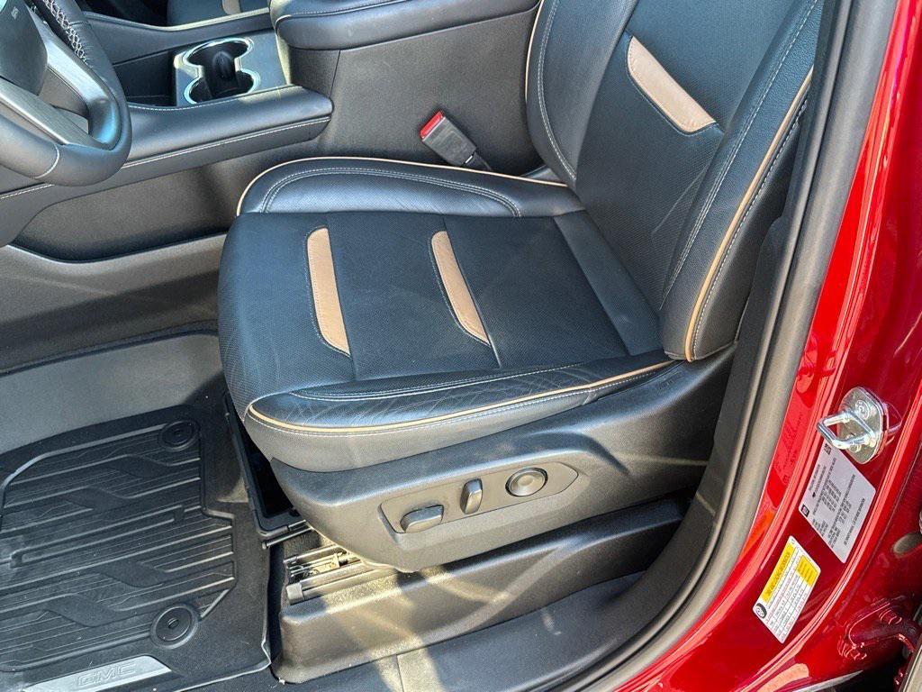 used 2022 GMC Yukon car, priced at $56,950
