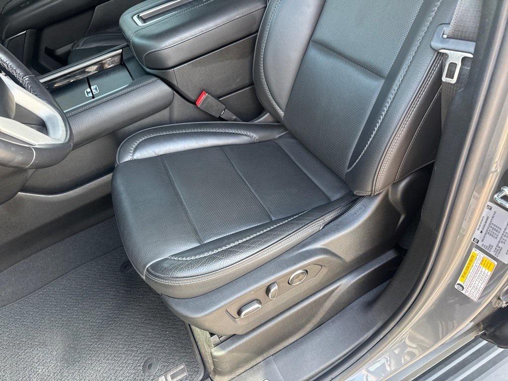 used 2021 GMC Yukon car, priced at $53,954