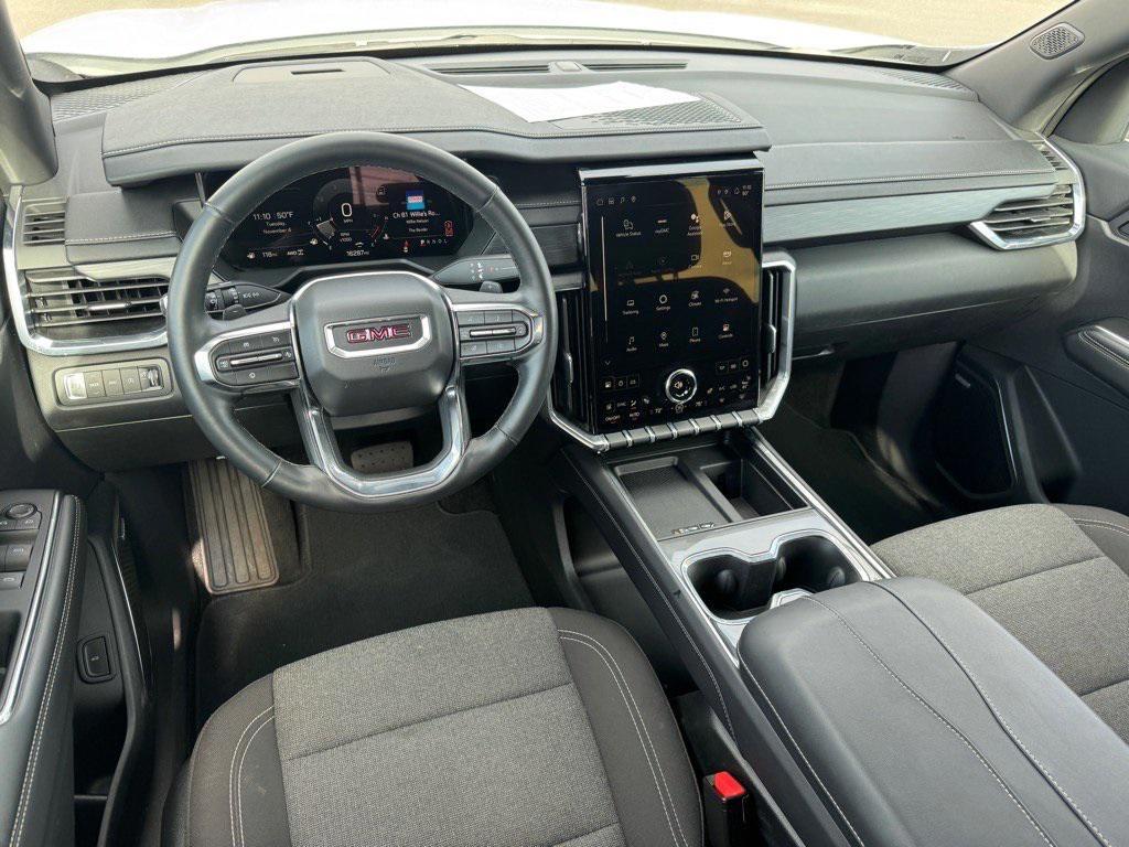 used 2025 GMC Acadia car, priced at $39,950